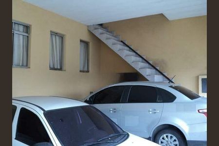 Casa à venda com 225m², 3 quartos e 3 vagas