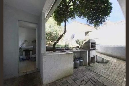 Casa à venda com 250m², 4 quartos e 4 vagas