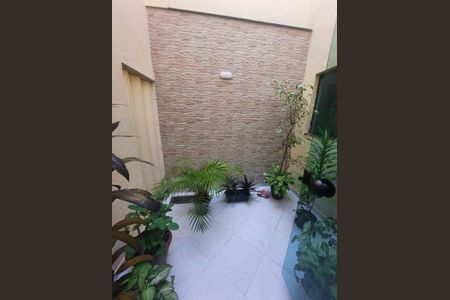 Casa à venda com 173m², 4 quartos e 2 vagas