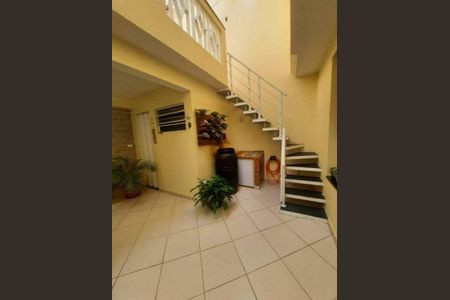 Casa à venda com 173m², 4 quartos e 2 vagas