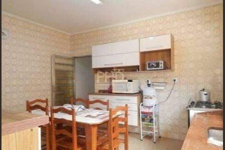 Casa à venda com 352m², 4 quartos e 4 vagas