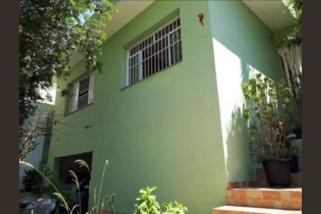 Casa à venda com 154m², 3 quartos e 2 vagas