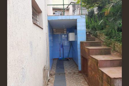 Casa à venda com 66m², 2 quartos e 3 vagas