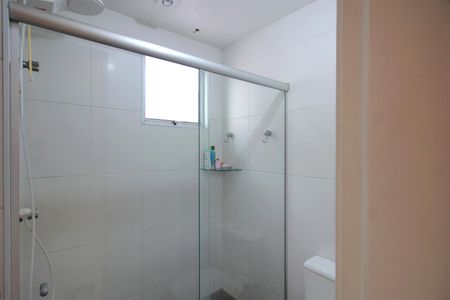 Apartamento à venda com 197m², 4 quartos e 3 vagasBanheiro da Suíte 2