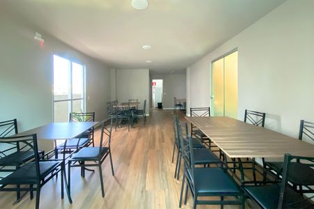 Apartamento à venda com 197m², 4 quartos e 3 vagas Apartamento à venda com 197m², 4 quartos e 3 vagasÁrea comum