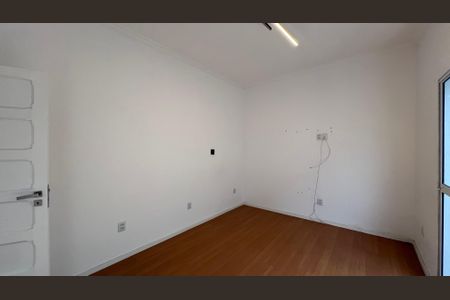 Casa à venda com 248m², 2 quartos e 4 vagas Casa à venda com 248m², 2 quartos e 4 vagasQuarto 1