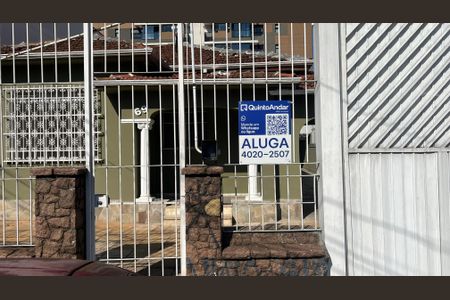 Casa à venda com 248m², 2 quartos e 4 vagas Casa à venda com 248m², 2 quartos e 4 vagasPlaca
