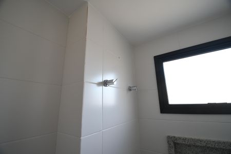 Apartamento à venda com 52m², 1 quarto e 2 vagasBanheiro