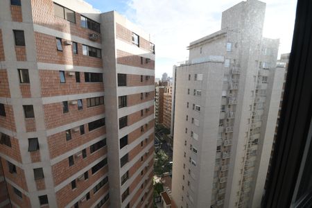 Apartamento à venda com 52m², 1 quarto e 2 vagasQuarto 1 - Vista