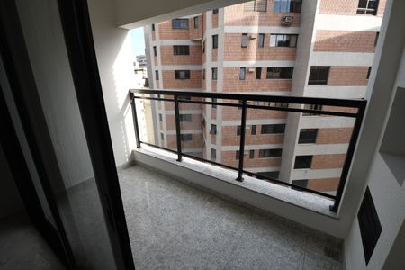 Apartamento à venda com 52m², 1 quarto e 2 vagasSala - Sacada