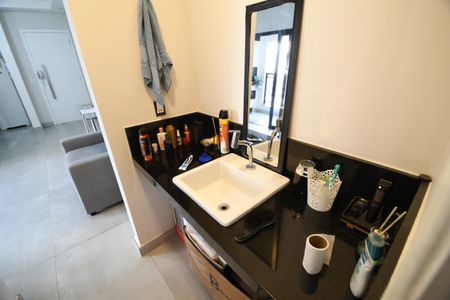Apartamento à venda com 49m², 1 quarto e 2 vagasBanheiro