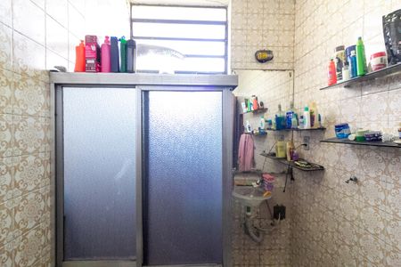 Casa à venda com 226m², 2 quartos e 4 vagasBanheiro Social