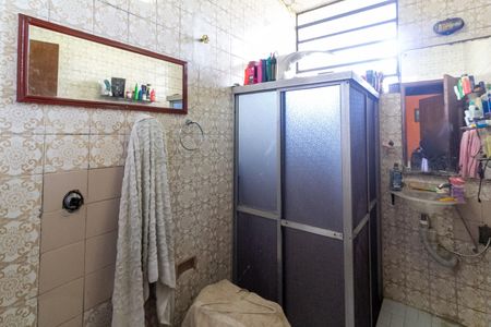 Casa à venda com 226m², 2 quartos e 4 vagasBanheiro Social