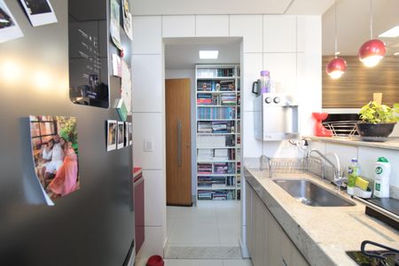 Apartamento à venda com 49m², 2 quartos e 1 vagaCozinha e Área de Serviço