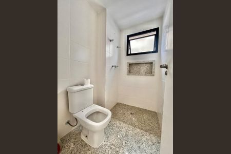 Apartamento à venda com 49m², 1 quarto e 2 vagas Apartamento à venda com 49m², 1 quarto e 2 vagasBanheiro