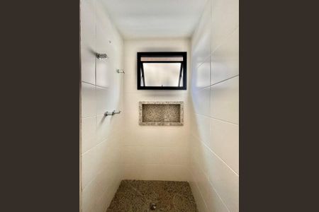 Apartamento à venda com 49m², 1 quarto e 2 vagas Apartamento à venda com 49m², 1 quarto e 2 vagasBanheiro