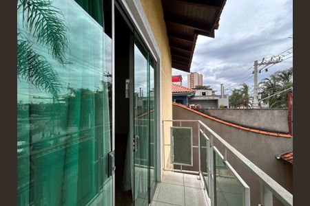 Casa à venda com 330m², 4 quartos e 4 vagas Casa à venda com 330m², 4 quartos e 4 vagasVaranda da Sala