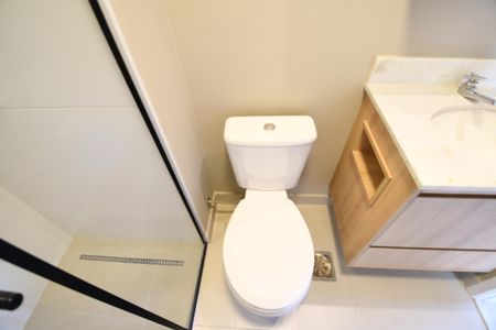 Apartamento à venda com 98m², 2 quartos e 2 vagasBanheiro 1