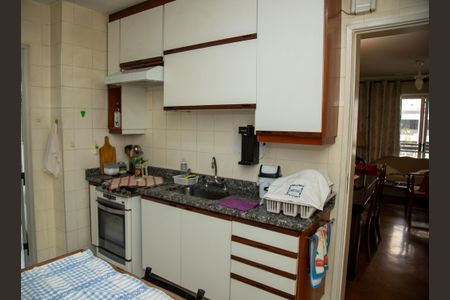 Apartamento para alugar com 90m², 3 quartos e 2 vagasCozinha