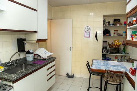 Apartamento para alugar com 90m², 3 quartos e 2 vagasCozinha