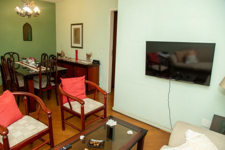 Apartamento para alugar com 90m², 3 quartos e 2 vagasSala