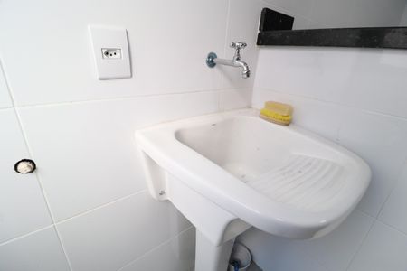 Apartamento para alugar com 65m², 2 quartos e 1 vagaÁrea de Serviço