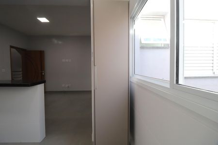 Apartamento para alugar com 65m², 2 quartos e 1 vagaÁrea de Serviço