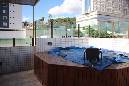 Apartamento à venda com 383m², 5 quartos e 4 vagasCobertura