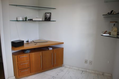 Apartamento à venda com 383m², 5 quartos e 4 vagasCopa