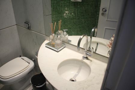 Apartamento à venda com 383m², 5 quartos e 4 vagasLavabo