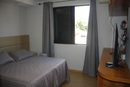 Apartamento à venda com 383m², 5 quartos e 4 vagasSuíte 