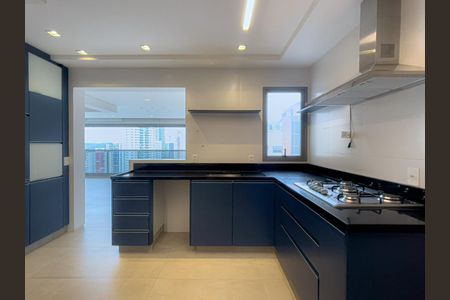 Apartamento à venda com 192m², 3 quartos e 4 vagas