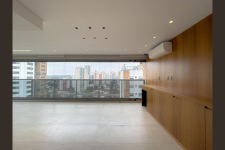 Apartamento à venda com 192m², 3 quartos e 4 vagas