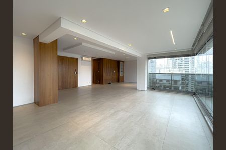 Apartamento à venda com 192m², 3 quartos e 4 vagas