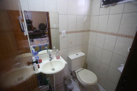 Apartamento à venda com 92m², 2 quartos e 1 vaga Apartamento à venda com 92m², 2 quartos e 1 vagaBanheiro Suite
