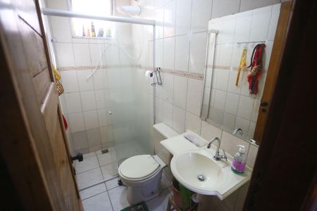 Apartamento à venda com 92m², 2 quartos e 1 vaga Apartamento à venda com 92m², 2 quartos e 1 vagaBanheiro Social