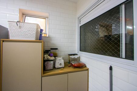 Apartamento à venda com 52m², 2 quartos e 1 vaga Apartamento à venda com 52m², 2 quartos e 1 vagaÁrea de serviço