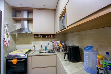 Apartamento à venda com 52m², 2 quartos e 1 vaga Apartamento à venda com 52m², 2 quartos e 1 vagaCozinha