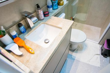 Apartamento à venda com 52m², 2 quartos e 1 vaga Apartamento à venda com 52m², 2 quartos e 1 vagaBanheiro