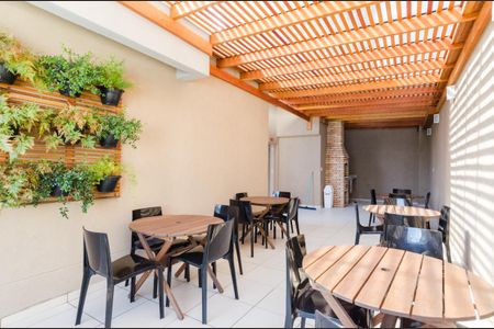 Apartamento à venda com 52m², 2 quartos e 1 vaga Apartamento à venda com 52m², 2 quartos e 1 vagaÁrea comum - Churrasqueira