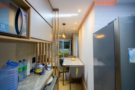 Apartamento à venda com 52m², 2 quartos e 1 vaga Apartamento à venda com 52m², 2 quartos e 1 vagaCozinha
