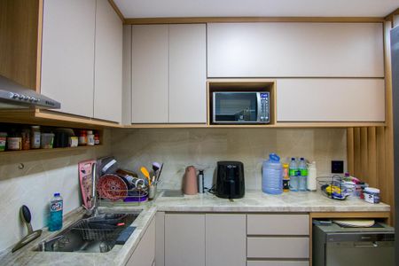 Apartamento à venda com 52m², 2 quartos e 1 vaga Apartamento à venda com 52m², 2 quartos e 1 vagaCozinha