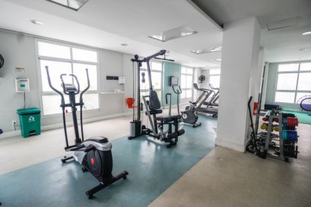 Apartamento à venda com 103m², 3 quartos e 3 vagas Apartamento à venda com 103m², 3 quartos e 3 vagasÁrea comum - Academia
