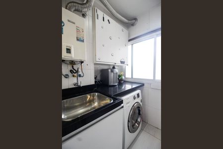 Apartamento à venda com 103m², 3 quartos e 3 vagas Apartamento à venda com 103m², 3 quartos e 3 vagasÁrea de serviço