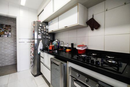 Apartamento à venda com 103m², 3 quartos e 3 vagas Apartamento à venda com 103m², 3 quartos e 3 vagasCozinha