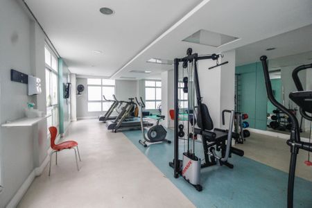 Apartamento à venda com 103m², 3 quartos e 3 vagas Apartamento à venda com 103m², 3 quartos e 3 vagasÁrea comum - Academia