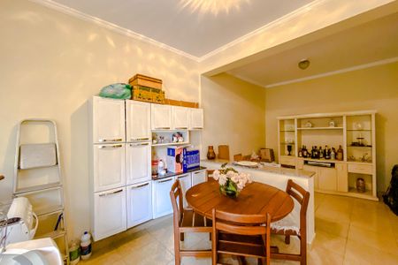 Casa à venda com 250m², 5 quartos e 3 vagasCozinha (Casa 2)