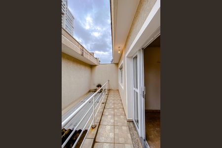 Casa à venda com 250m², 5 quartos e 3 vagasVaranda