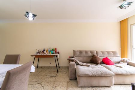 Apartamento à venda com 89m², 3 quartos e 1 vaga Apartamento à venda com 89m², 3 quartos e 1 vagaSala