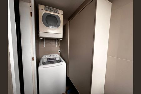 Casa de condomínio para alugar com 177m², 4 quartos e 2 vagasÁrea de Serviço